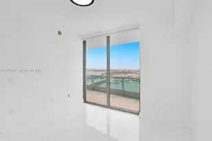 900 Biscayne Blvd, Miami, FL 33132 - Photo 18