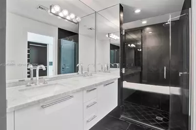 900 Biscayne Blvd #4803, Miami, FL 33132 - Photo 20
