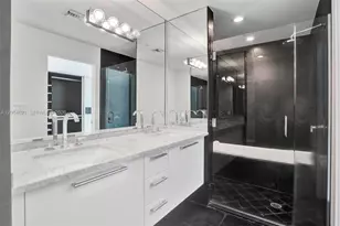 900 Biscayne Blvd, Miami, FL 33132 - Photo 20