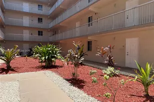 6195 NW 186th St, Hialeah, FL 33015 - Photo 12