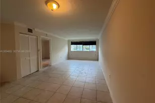 6195 NW 186th St, Hialeah, FL 33015 - Photo 10