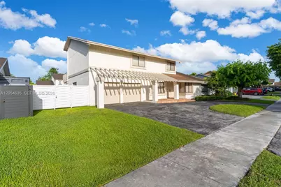 11055 SW 129th Ct, Miami, FL 33186 - Photo 2