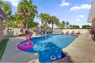 3701 McKinley St, Hollywood, FL 33021 - Photo 2