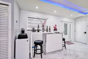 3701 McKinley St, Hollywood, FL 33021 - Photo 4