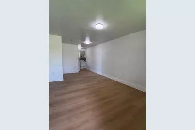 1465 W 28th St #4, Hialeah, FL 33010 - Photo 2