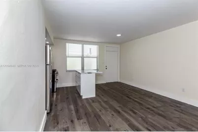 1140 71st St #2, Miami Beach, FL 33141 - Photo 16
