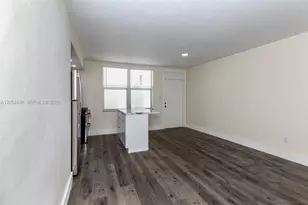 1140 71st St, Miami Beach, FL 33141 - Photo 16
