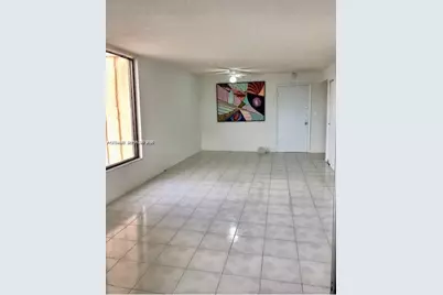2000 Biarritz Dr #407, Miami Beach, FL 33141 - Photo 4