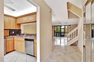 4615 S Carambola Cir S, Coconut Creek, FL 33066 - Photo 6