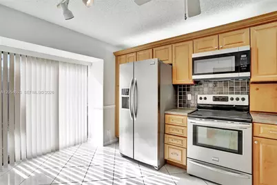 4615 S Carambola Cir S #27232, Coconut Creek, FL 33066 - Photo 8