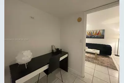 1881 Washington Ave #4D, Miami Beach, FL 33139 - Photo 2