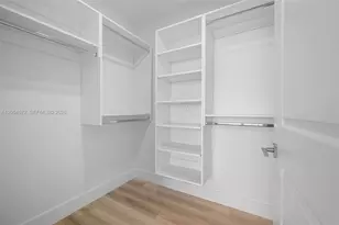 101 Diplomat Pkwy, Hallandale Beach, FL 33009 - Photo 22