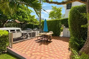 322 25th St, Miami Beach, FL 33140 - Photo 12