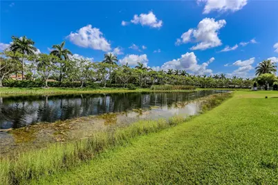 4022 Pinewood Ln, Weston, FL 33331 - Photo 28