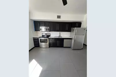 1876 SW 11th Ter #205, Miami, FL 33135 - Photo 2