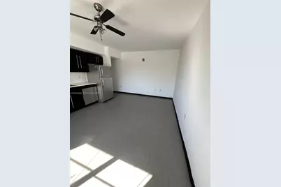 1876 SW 11th Ter #205, Miami, FL 33135 - Photo 4