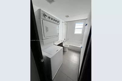1876 SW 11th Ter #205, Miami, FL 33135 - Photo 6