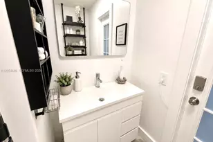 8641 NW 19th St, Pembroke Pines, FL 33024 - Photo 20