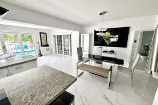 8641 NW 19th St, Pembroke Pines, FL 33024 - Photo 6