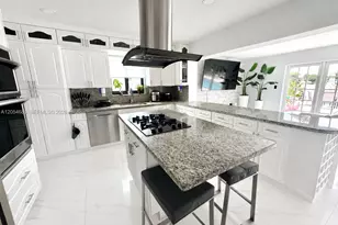 8641 NW 19th St, Pembroke Pines, FL 33024 - Photo 12