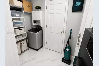 8641 NW 19th St, Pembroke Pines, FL 33024 - Photo 22