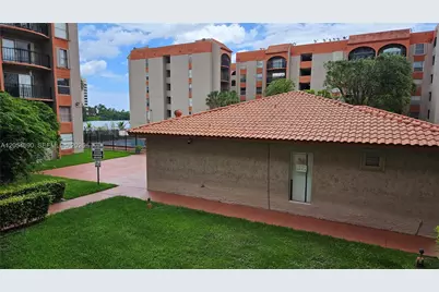 5201 NW 7th St #207, Miami, FL 33126 - Photo 16