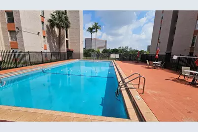 5201 NW 7th St #207, Miami, FL 33126 - Photo 10