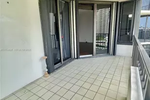 520 Brickell Key Dr, Miami, FL 33131 - Photo 8