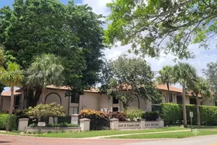 400 Club Cir, Boca Raton, FL 33487 - Photo 2