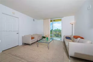 816 NW 11th St, Miami, FL 33136 - Photo 10