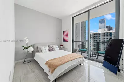 480 NE 31st St #1801, Miami, FL 33137 - Photo 12