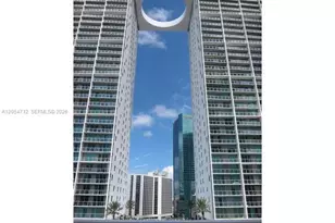 500 Brickell Ave, Miami, FL 33131 - Photo 2