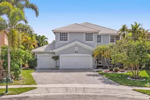 694 SW 168th Way, Pembroke Pines, FL 33027 - Photo 1