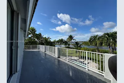 694 SW 168th Way, Pembroke Pines, FL 33027 - Photo 26
