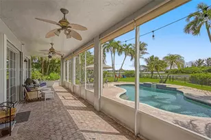 694 SW 168th Way, Pembroke Pines, FL 33027 - Photo 14