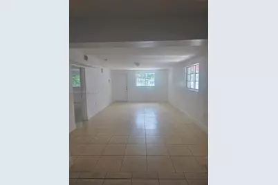 1921 NW 59th St #D, Miami, FL 33142 - Photo 6