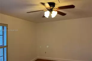 709 Curtiss Pkwy, Miami Springs, FL 33166 - Photo 22