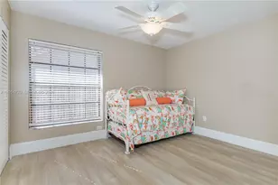 850 Amherst Ave, Davie, FL 33325 - Photo 20