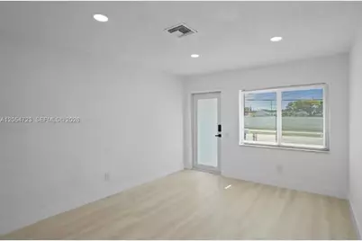 801 NW 105th St, Miami, FL 33150 - Photo 10