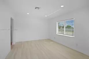 801 NW 105th St, Miami, FL 33150 - Photo 22