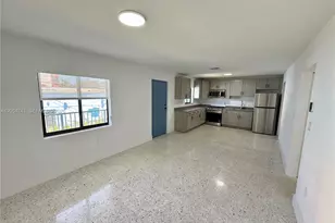 180 NE 57th St, Miami, FL 33137 - Photo 6