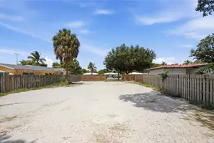417 NE 11th Ave, Pompano Beach, FL 33060 - Photo 72