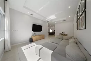 15274 SW 176th Ln, Miami, FL 33187 - Photo 6