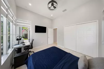 15274 SW 176th Ln, Miami, FL 33187 - Photo 14