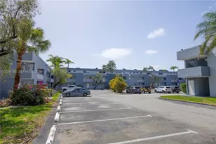 9365 Fontainebleau Blvd, Miami, FL 33172 - Photo 2