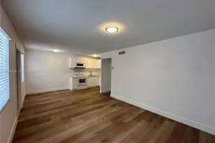 2910 Pierce St, Hollywood, FL 33020 - Photo 4
