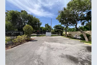 7516 NE 1st Ave #203, Miami, FL 33138 - Photo 52