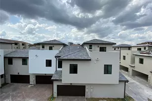 8373 Central Park Blvd, Doral, FL 33166 - Photo 26