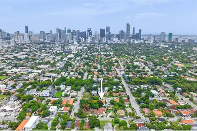 1024 SW 13th Ct, Miami, FL 33135 - Photo 4