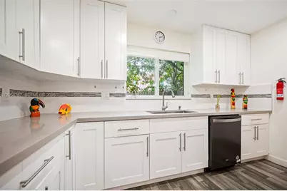 1024 SW 13th Ct, Miami, FL 33135 - Photo 36
